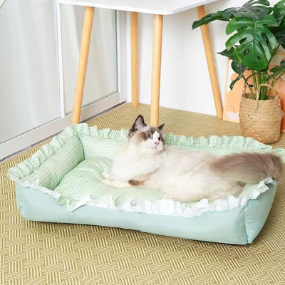 Cama para gatos de peluche lavable y lavable en máquina para una limpieza fácil