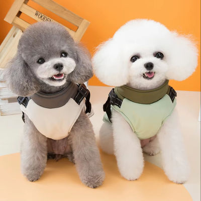 Abrigos para perros de paseo al aire libre con arnés incorporado y material impermeable Perros pequeños y medianos