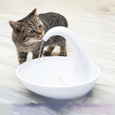 Tipo de alimentador de tazón alimentadores automáticos regadores 1.8L fuente de mascotas para gatos perros mascotas múltiples