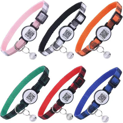 C-04 Collar ajustable para mascotas con código QR de contacto de emergencia