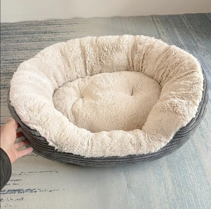 Casa de cama de mascotas de lujo para gatos y perros Cama de cama gruesa cálida almohadilla de manta