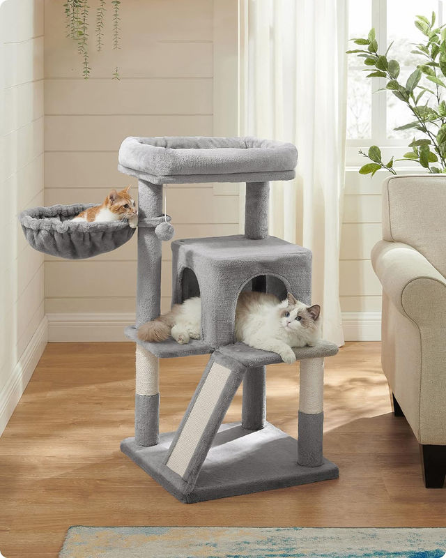 Árbol de gato gris claro sustentable con torre de juguete de gatos condominio casa de gatos y perca de peluche acolchada